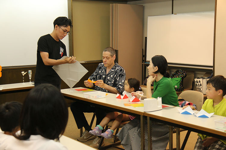 折り紙教室の様子2