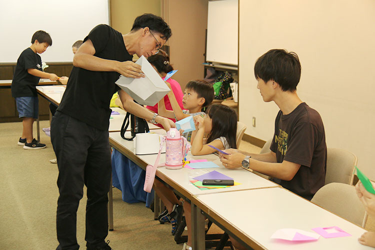 折り紙教室の様子4