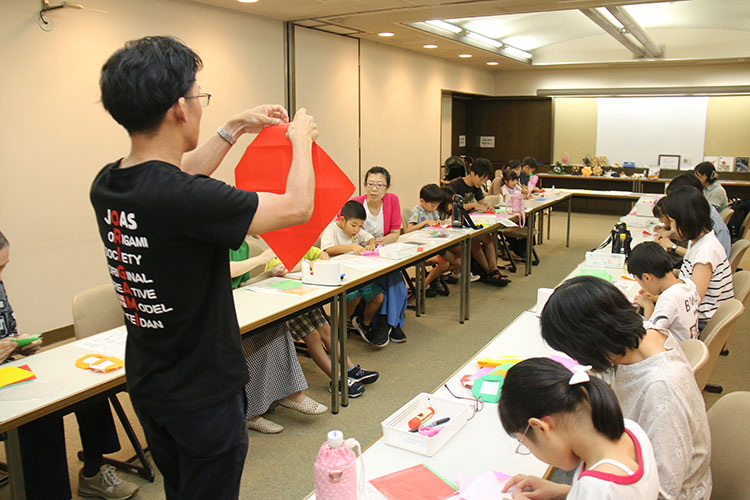 折り紙教室の様子3