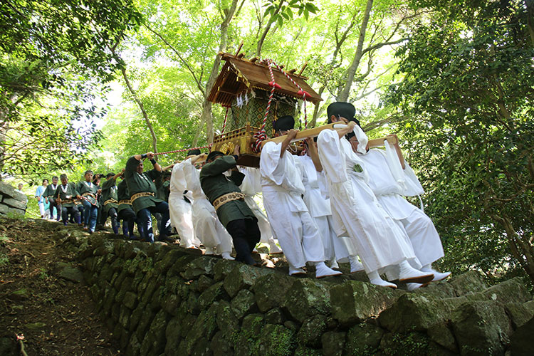画像：大山阿夫利神社秋期例大祭の様子2