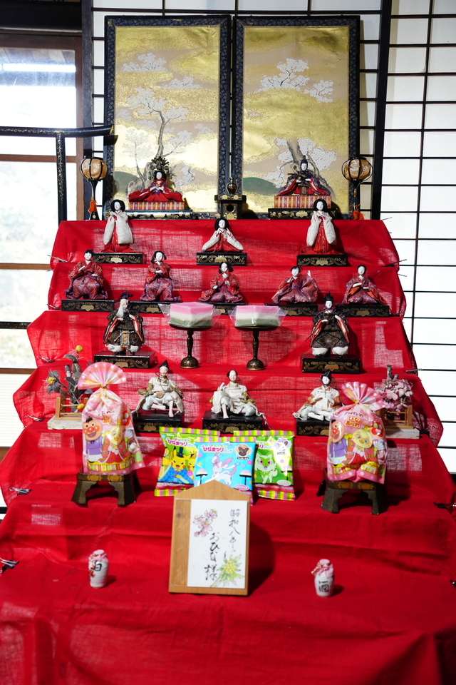 昭和初期から受け継がれるひな人形