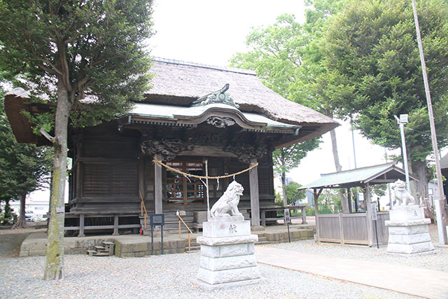 高部屋神社拝殿