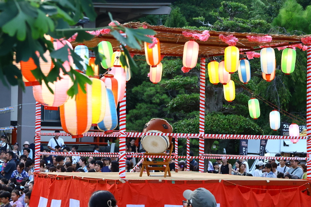 下大竹納涼祭の様子