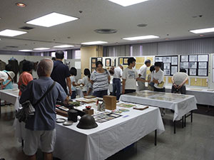 平和史料展の様子１