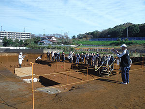 遺跡見学会状況写真1