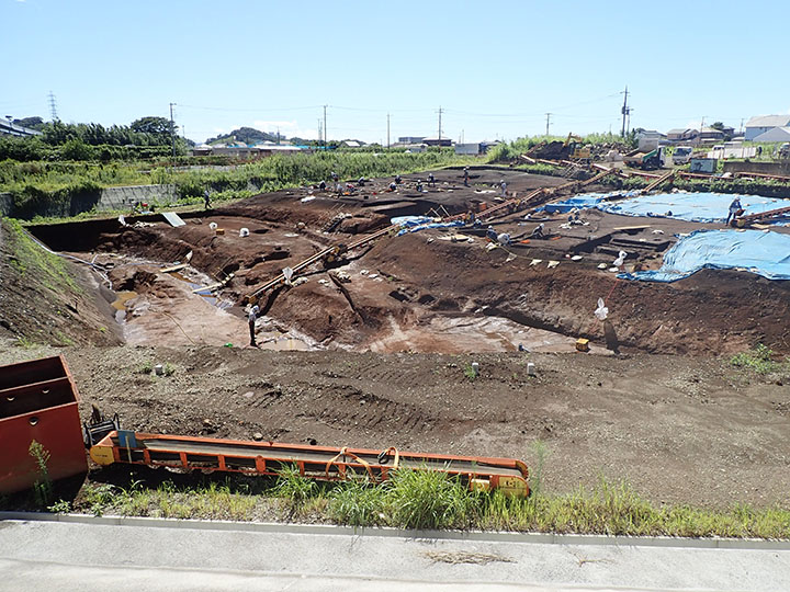 写真2　上粕屋・秋山上遺跡8区調査状況