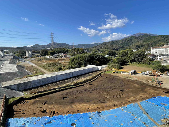 写真3　近世面　全景（南東から）