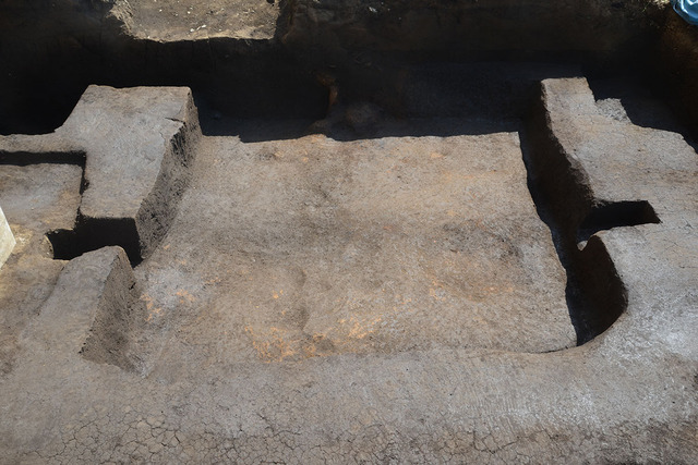 C区_11号竪穴住居跡全景(西から)