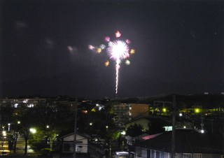 町全体が観客席の芸術花火大会