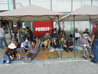 【がんばれ！駅前第一応援席】