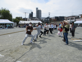 【やれ引け、それ引け】