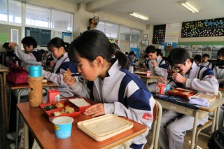 中学校給食