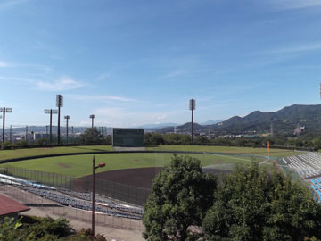 いせはらサンシャイン・スタジアム（伊勢原球場）グラウンド