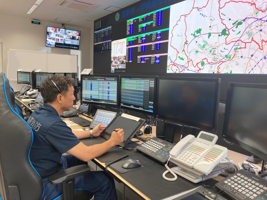 指令センター写真39