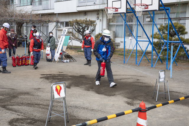 市カメ_06初期消火訓練 初期消火訓練の写真です
