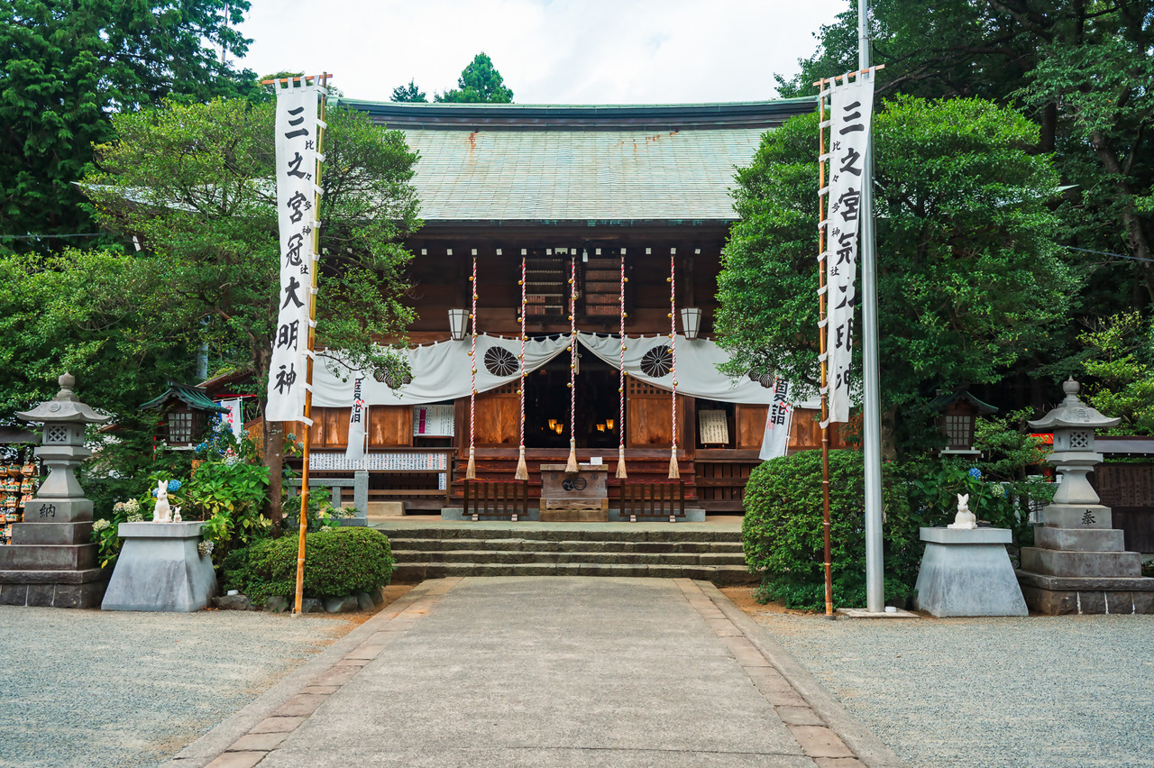 三之宮比々多神社