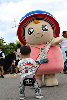 愛甲石田駅南口ロータリーふれあいまつり3