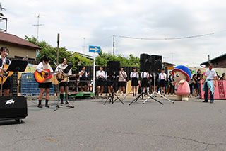 愛甲石田駅南口ロータリーふれあいまつり2