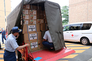 職員の災害応援派遣・緊急支援物資の搬送2