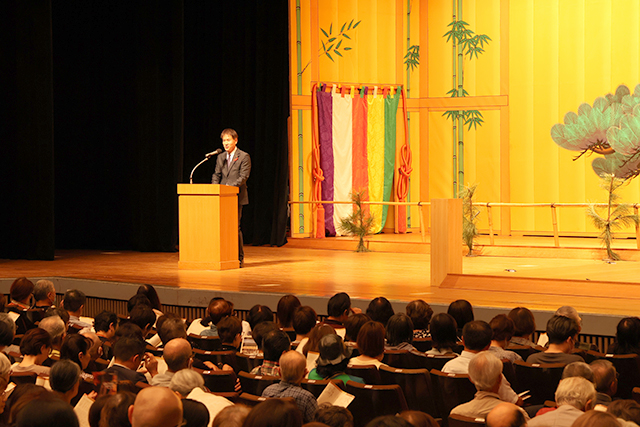 画像：火祭薪能市長あいさつの様子2