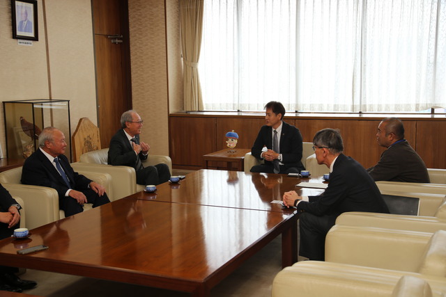 歓談の写真です