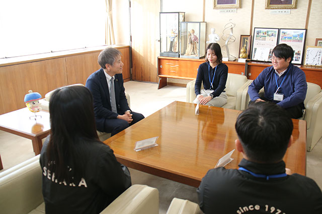 若手職員との座談会