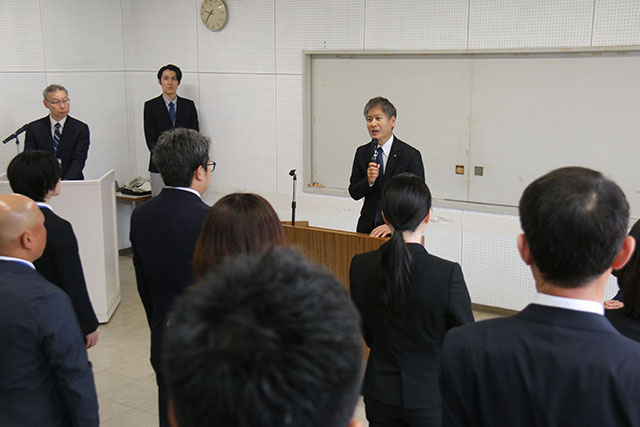 画像：辞令交付式の様子