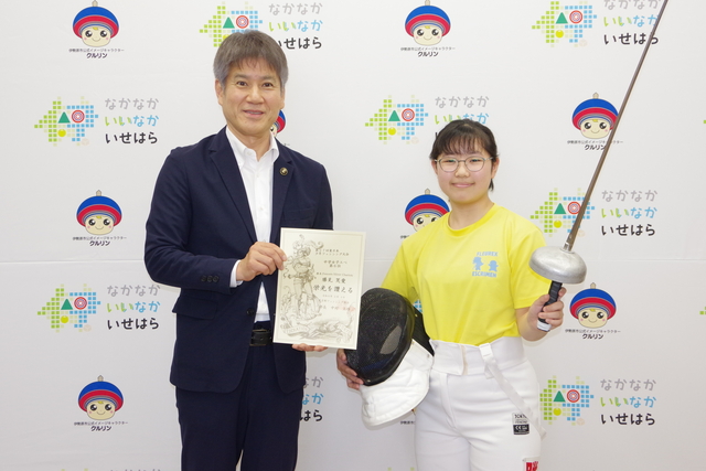 画像：勝見氏_市長表敬訪問の様子